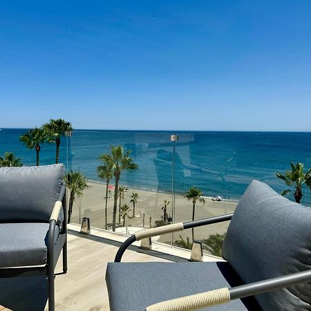 Sunnypalms - Beachfront Penthouse With Stunning Sea View Estepona Esterno foto